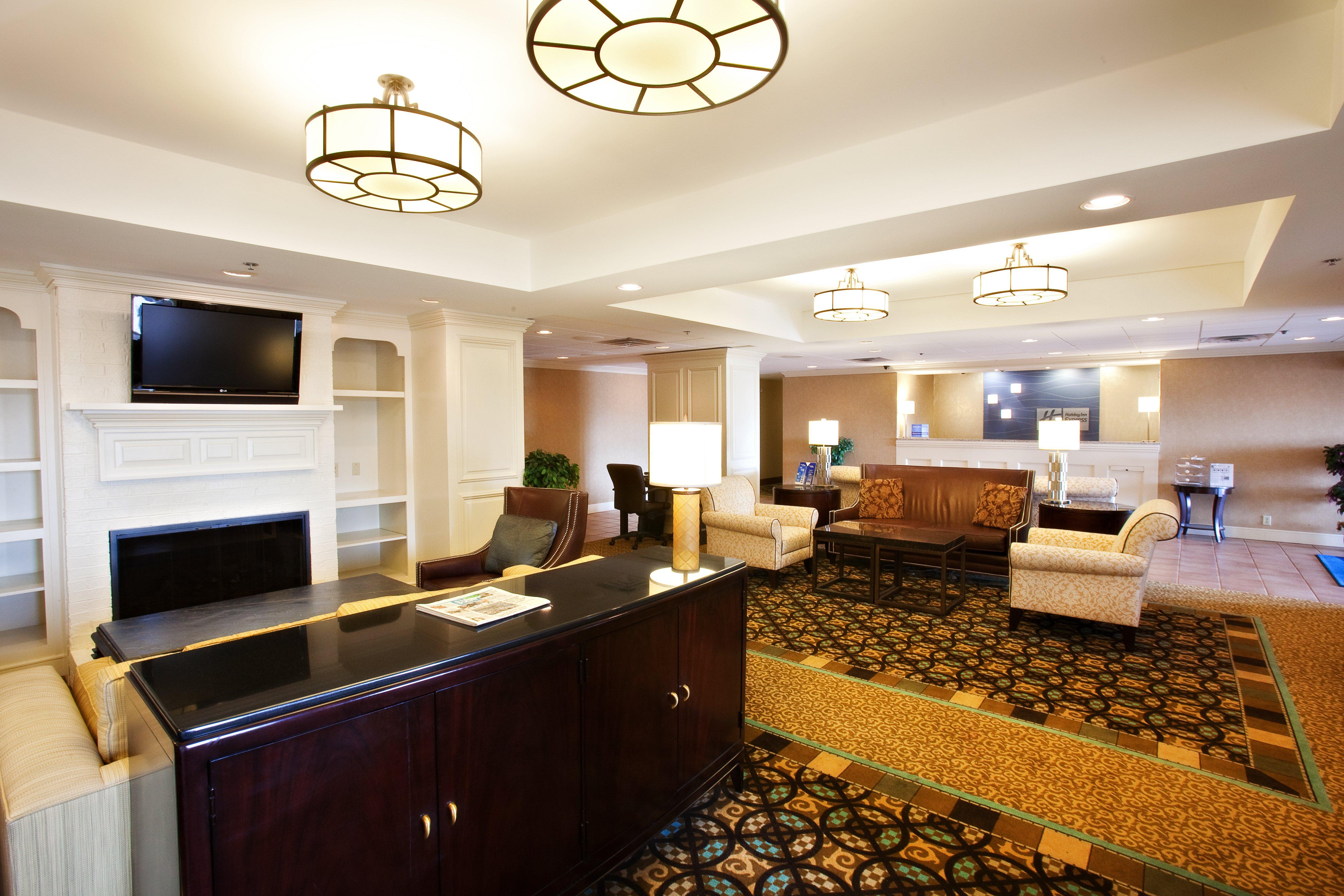 Holiday Inn Express Indianapolis Airport By Ihg Плейнфилд Экстерьер фото