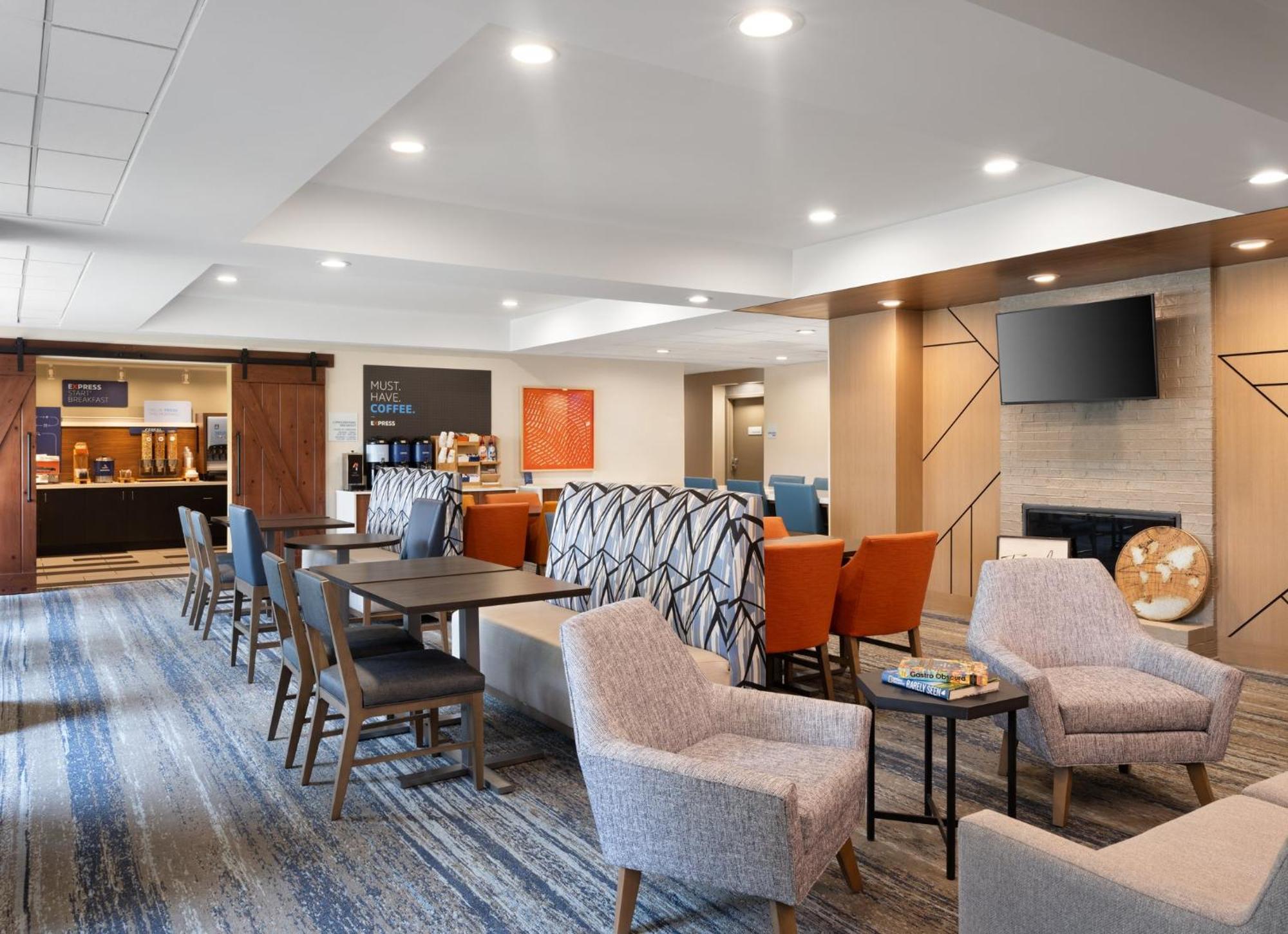 Holiday Inn Express Indianapolis Airport By Ihg Плейнфилд Экстерьер фото