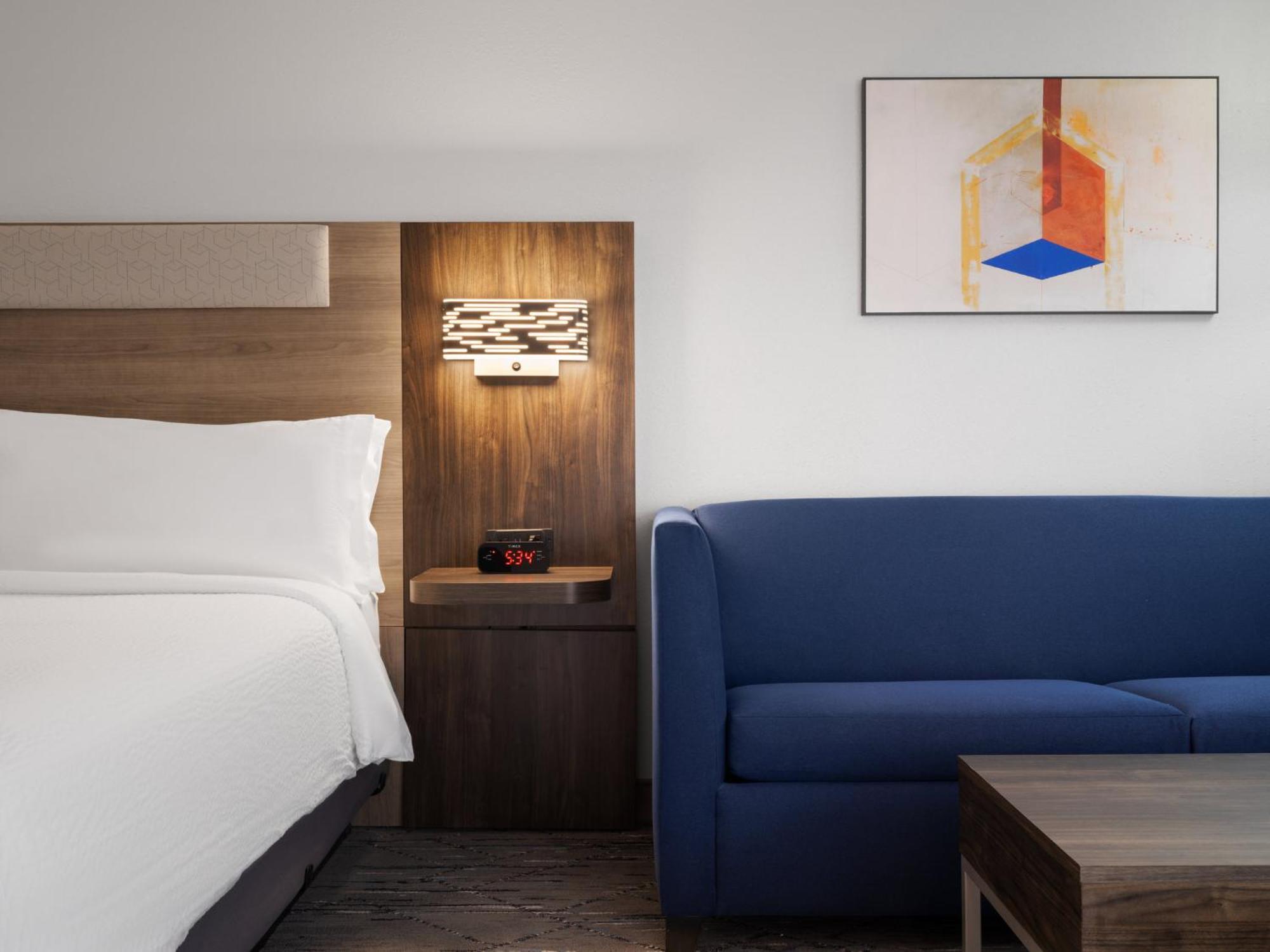 Holiday Inn Express Indianapolis Airport By Ihg Плейнфилд Экстерьер фото